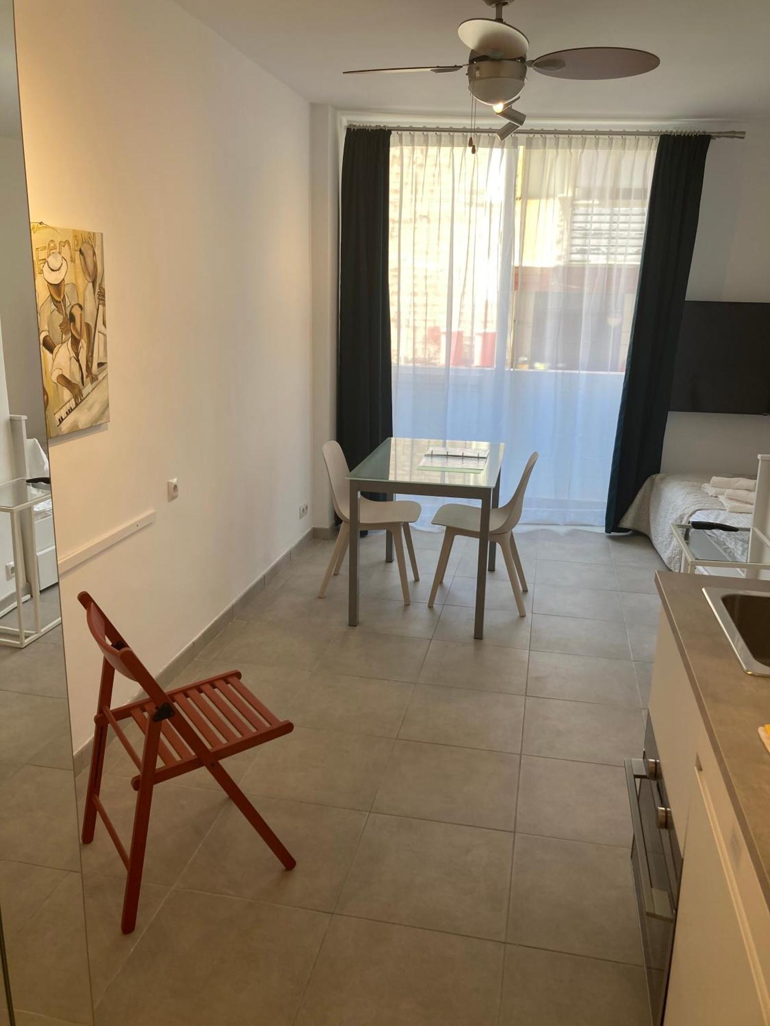 Studio With Small Balcony Las Palmas de Gran Canaria Esterno foto